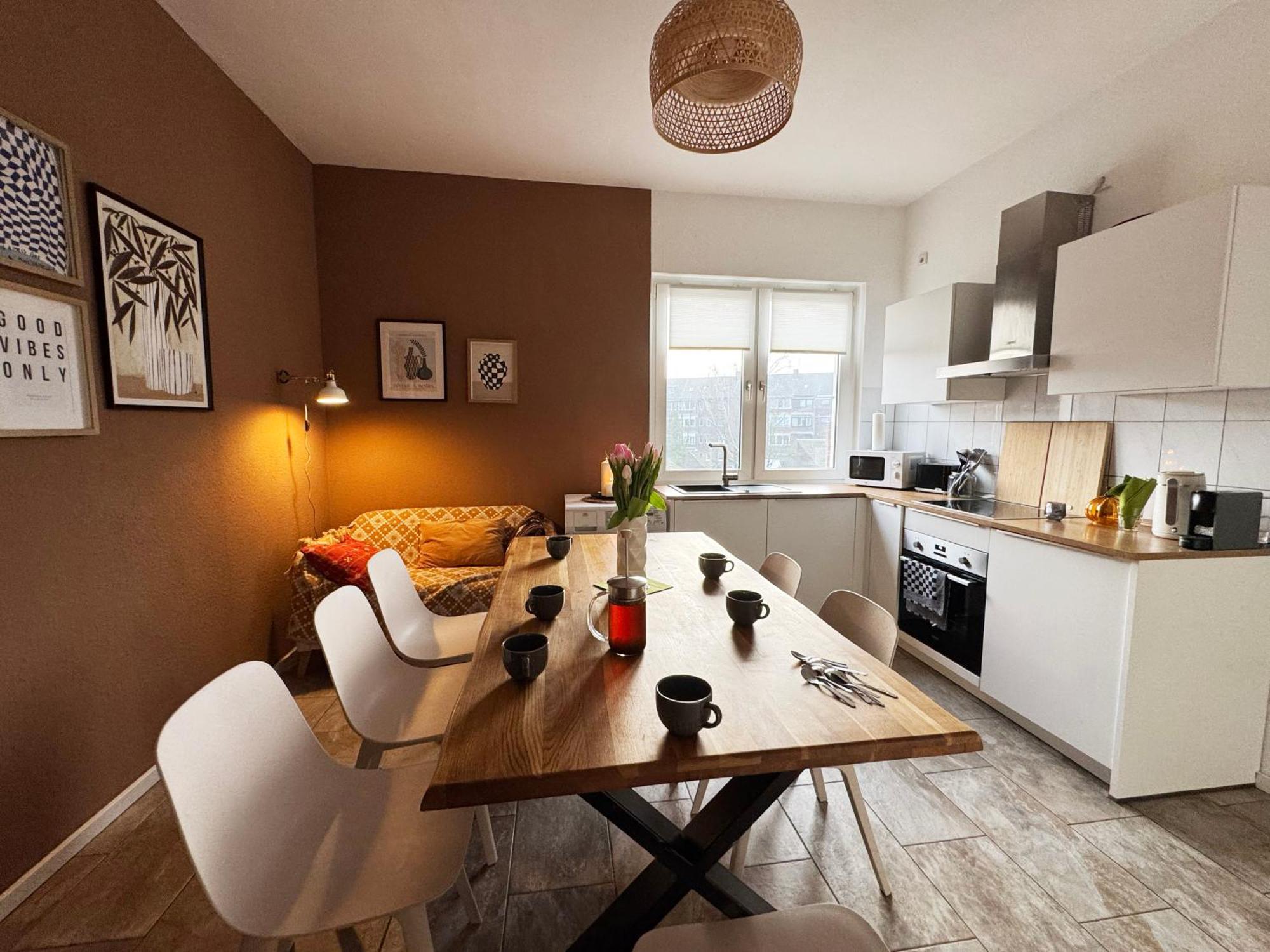 Big With Parking, 30 Min To Duesseldorf Apartment *
