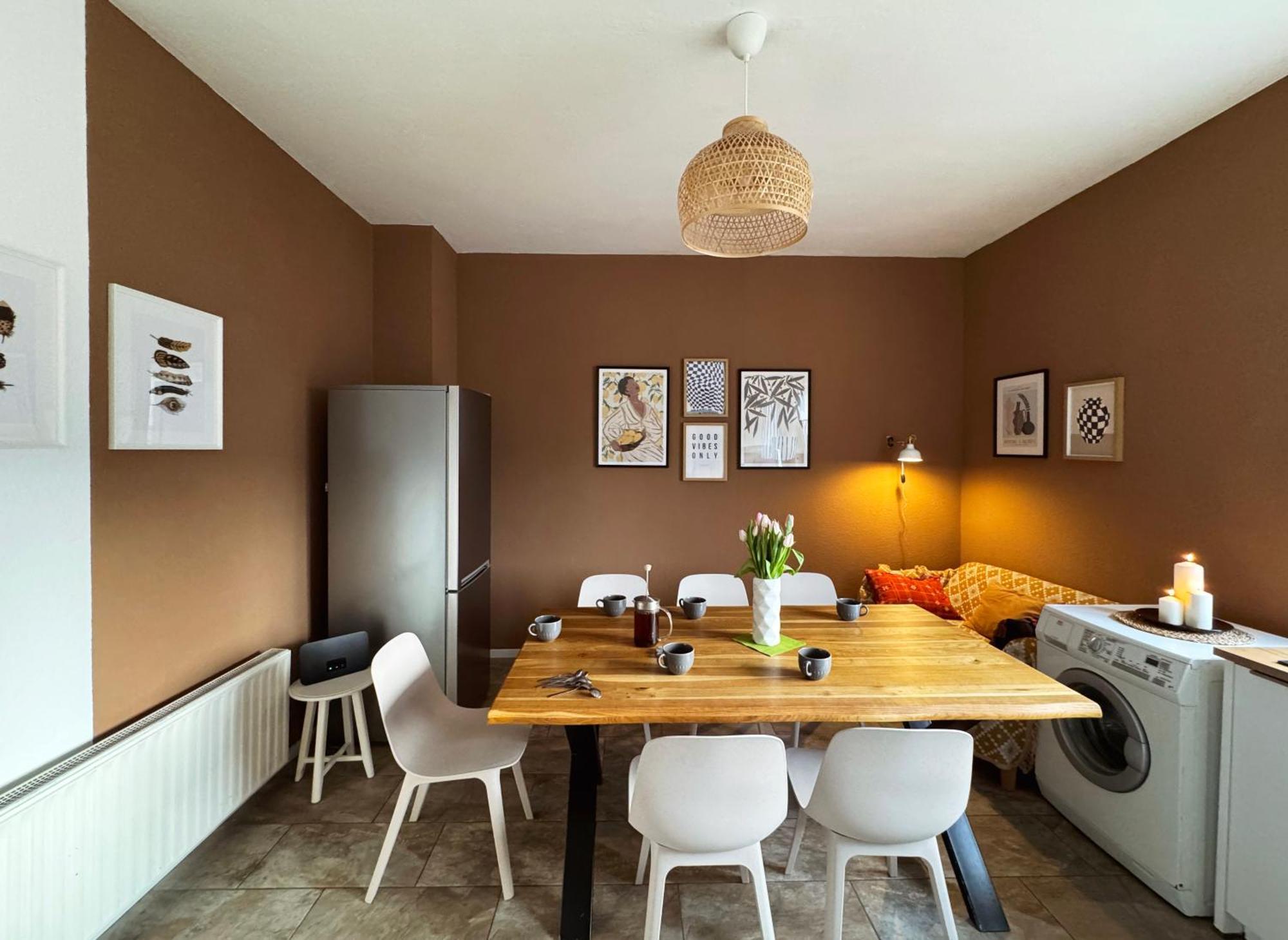 Apartment Big With Parking, 30 Min To Duesseldorf *