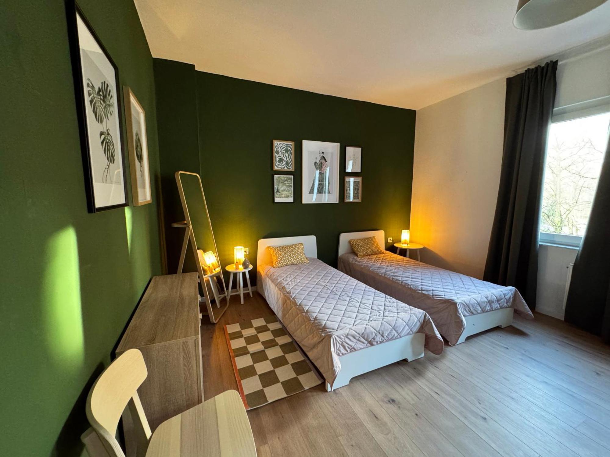 Big With Parking, 30 Min To Duesseldorf *